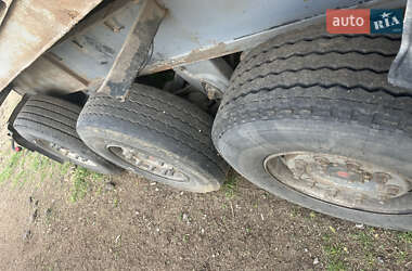 Тягач Renault Premium 2006 в 