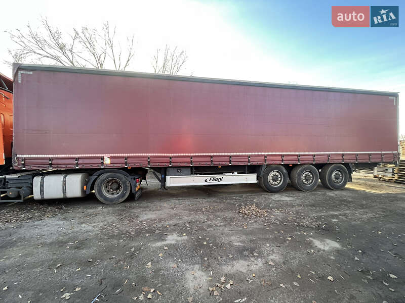 Тягач Renault Premium 2011 в Вишневом