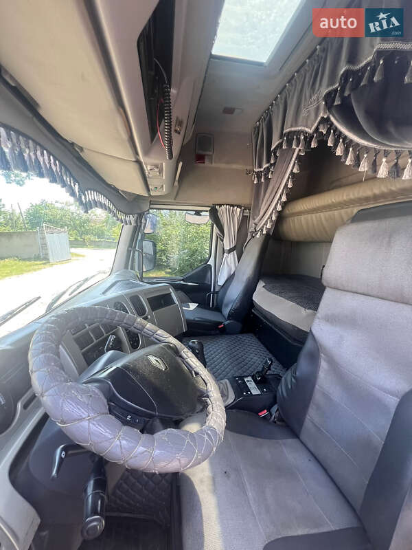 Самосвал Renault Premium 2006 в Черновцах