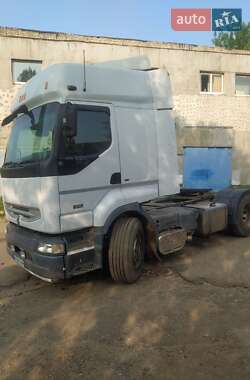 Тягач Renault Premium 2002 в 