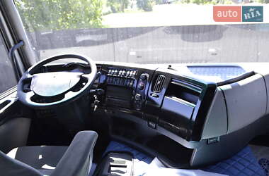Тягач Renault Premium 2012 в 