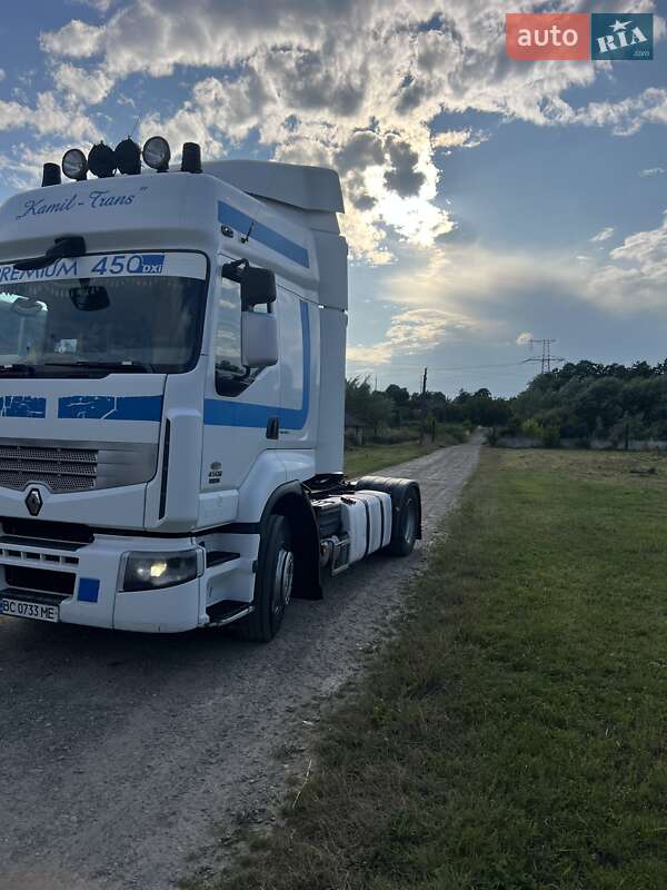 Тягач Renault Premium 2008 в Львове