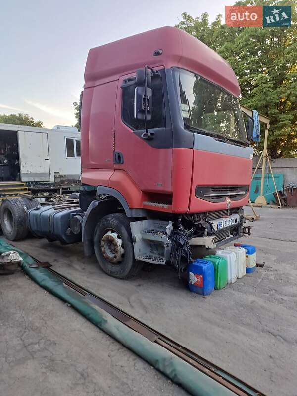 Тягач Renault Premium 2000 в 