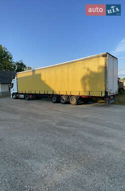 Тягач Renault Premium 2011 в 