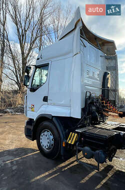 Тягач Renault Premium 2013 в 