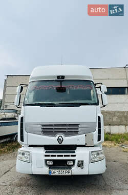 Тягач Renault Premium 2011 в 
