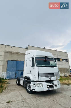 Тягач Renault Premium 2011 в 