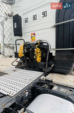 Тягач Renault Premium 2011 в 