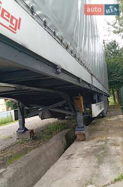 Тягач Renault Premium 2012 в 