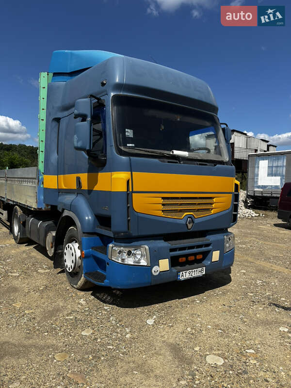 Тягач Renault Premium 2006 в Калуше