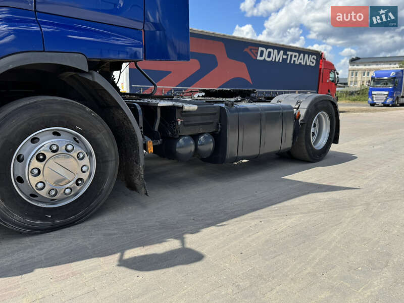Тягач Renault Premium 2008 в Долине