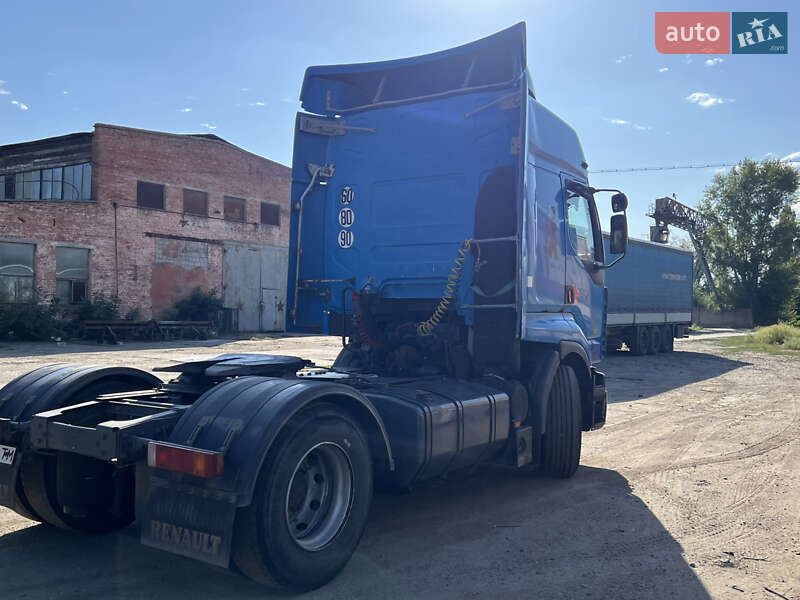 Тягач Renault Premium 2001 в Новомосковске