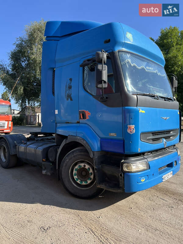 Тягач Renault Premium 2001 в Новомосковске