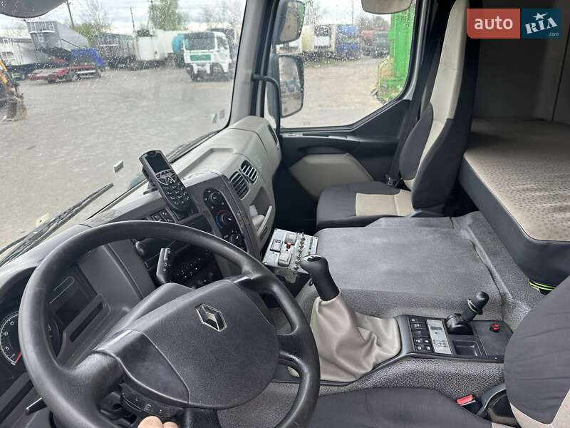 Для перевезення тварин Renault Premium 2013 в Львові