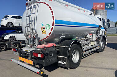 Бензовоз Renault Premium 2013 в 