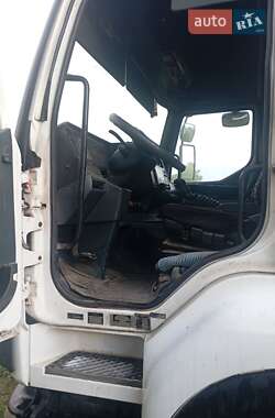 Тягач Renault Premium 2000 в 