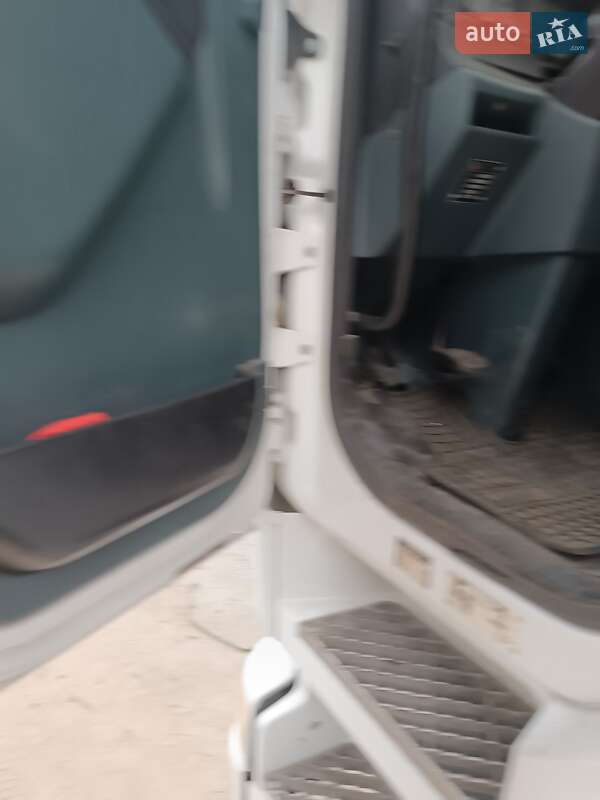 Борт Renault Premium 2000 в Запорожье фото 11 Борт Renault Premium 2000 в Запорожье
