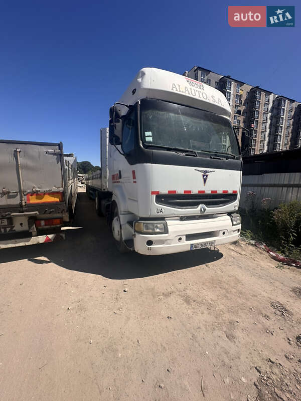 Renault Premium 2004