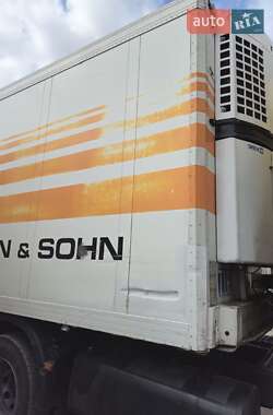 Тягач Renault Premium 2006 в 