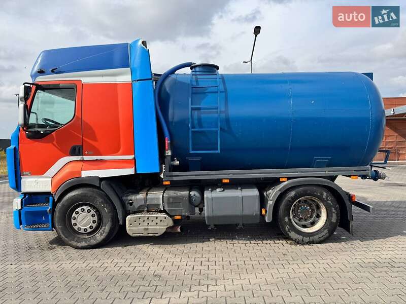 Машина ассенизатор (вакуумная) Renault Premium 2001 в Киеве