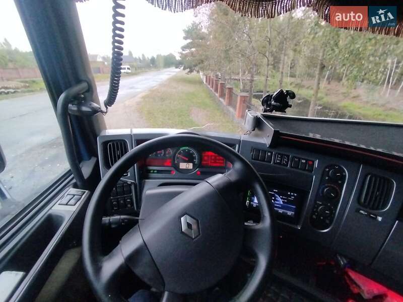 Тягач Renault Premium 2006 в Ровно
