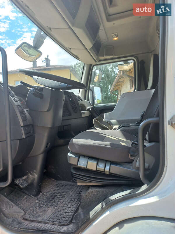 Тягач Renault Premium 2010 в Долине фото 3 Тягач Renault Premium 2010 в Долине