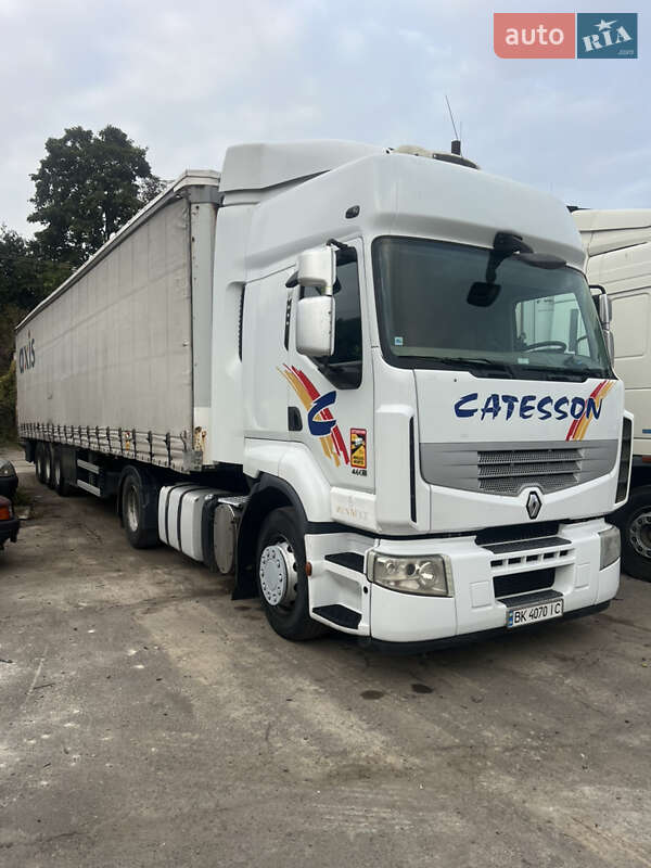 Тягач Renault Premium 2011 в Ровно