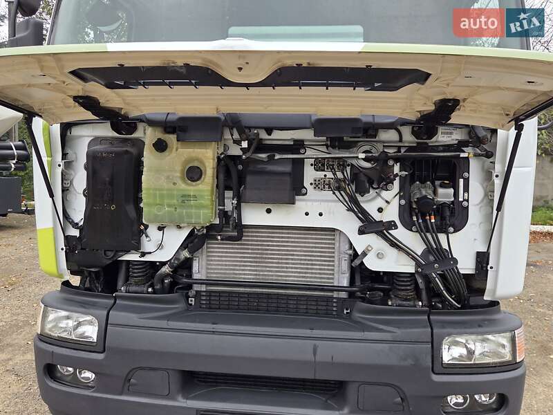 Бензовоз Renault Premium 2006 в Чернівцях