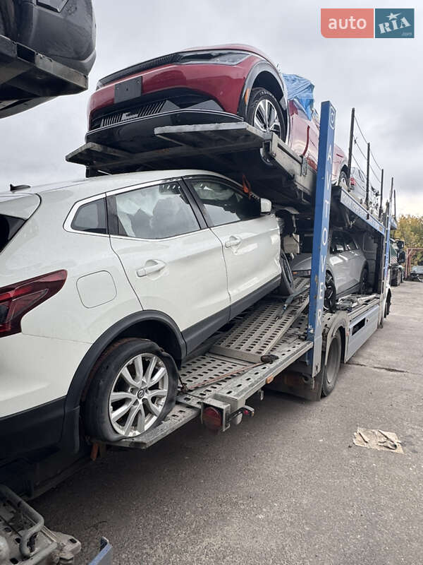 Автовоз Renault Premium 2008 в Ровно