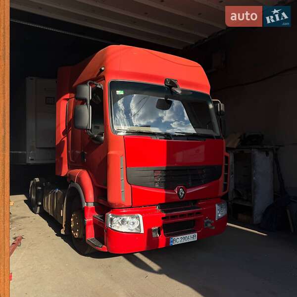 Тягач Renault Premium 2008 в Шептицькому