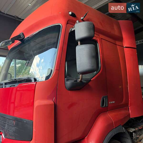 Тягач Renault Premium 2008 в Шептицькому