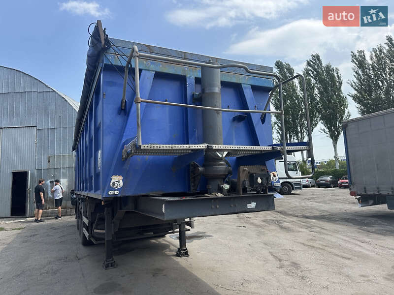 Тягач Renault Premium 2005 в Дніпрі