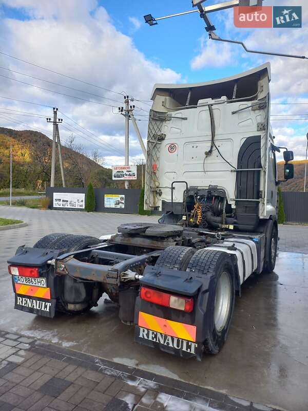 Тягач Renault Premium 2008 в Иршаве