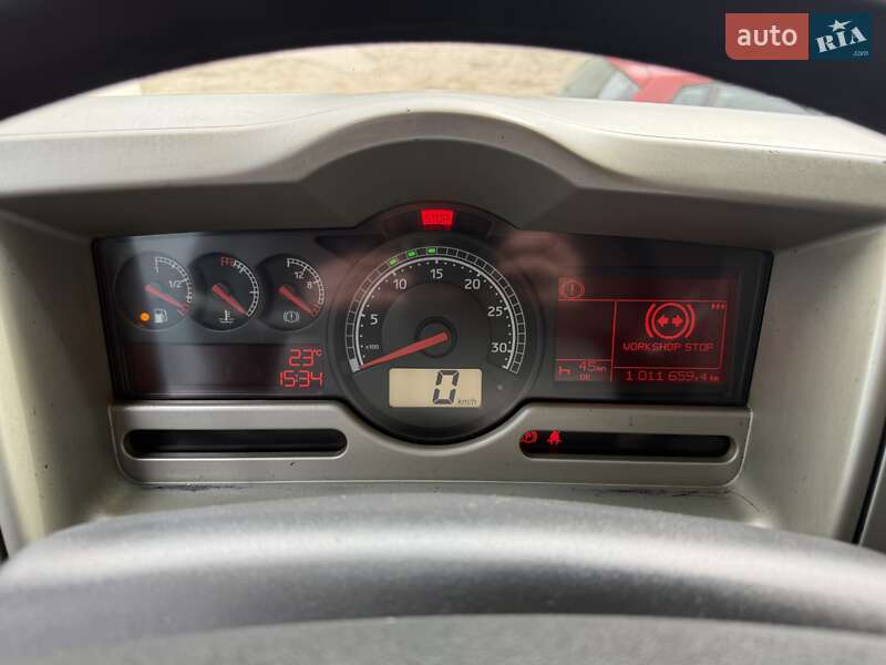 Тягач Renault Premium 2008 в Львове