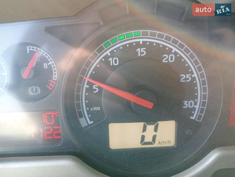 Тягач Renault Premium 2012 в Рівному фото 23 Тягач Renault Premium 2012 в Рівному