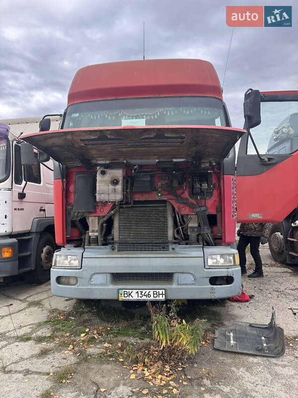 Тягач Renault Premium 2001 в Ровно фото 4 Тягач Renault Premium 2001 в Ровно