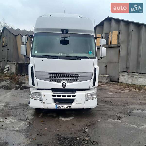 Тягач Renault Premium 2012 в Києві
