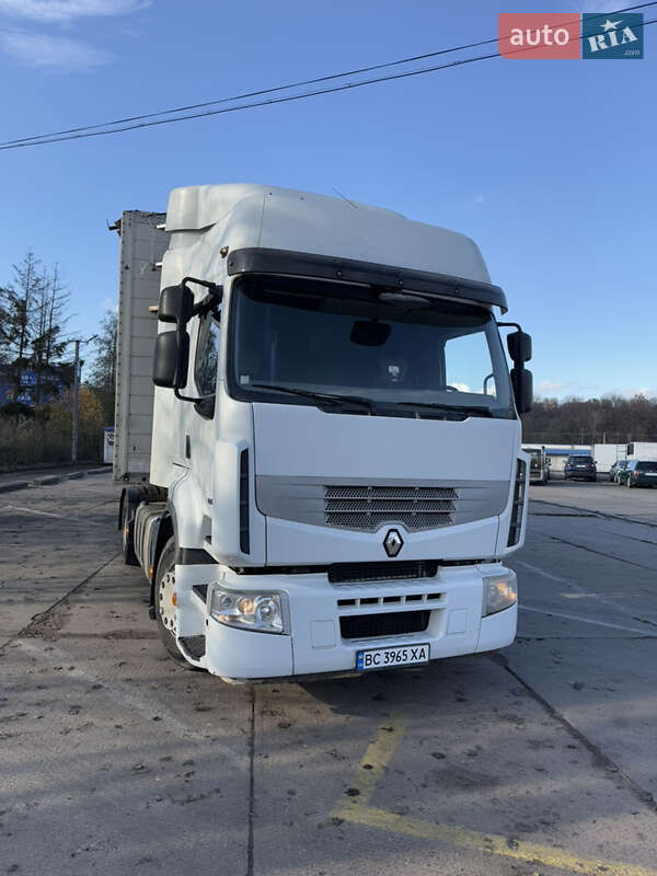 Тягач Renault Premium 2012 в Львове