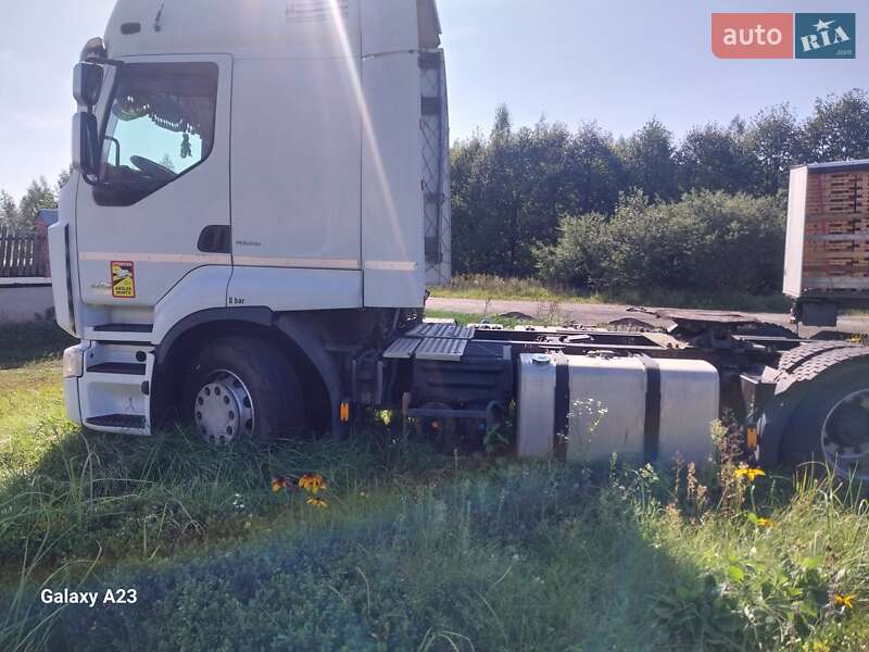 Тягач Renault Premium 2013 в Баранівці