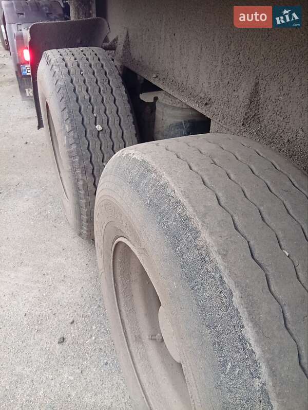 Самосвал Renault Premium 1999 в Кривом Роге