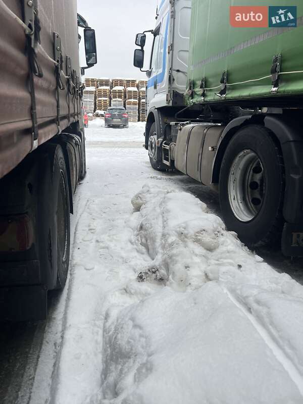 Тягач Renault Premium 2008 в Львове