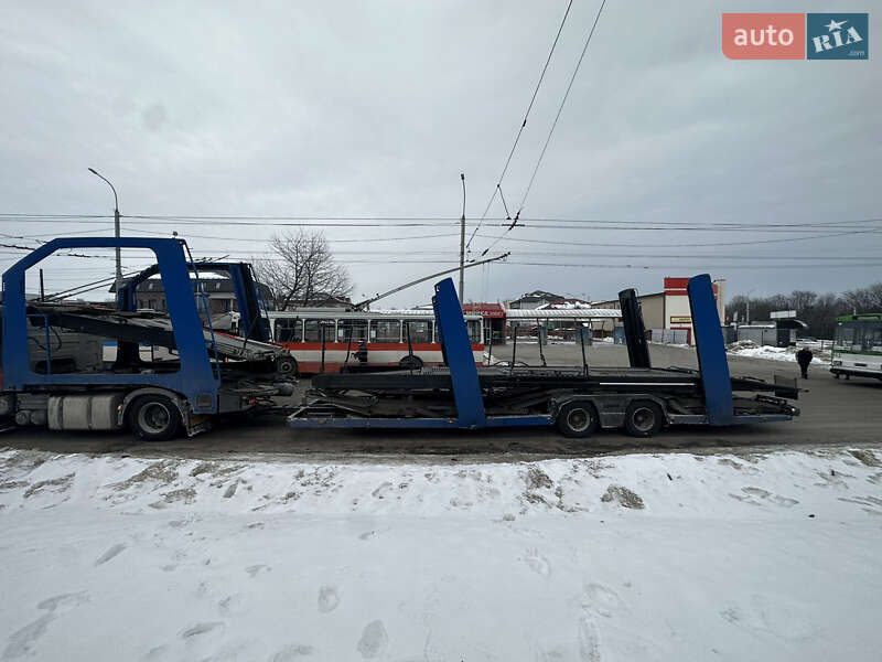 Автовоз Renault Premium 2012 в Ровно