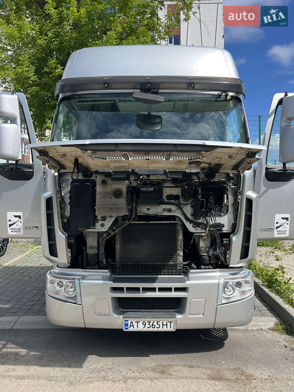 Тягач Renault Premium 2012 в Ивано-Франковске