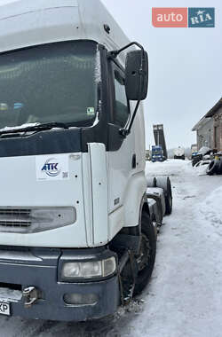 Тягач Renault Premium 2004 в Ладижині