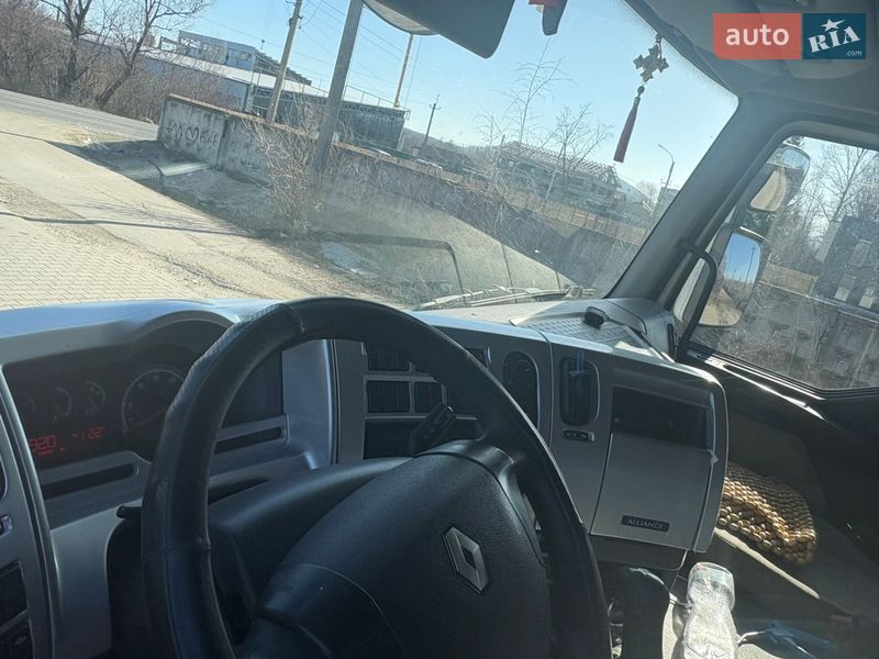 Тягач Renault Premium 2008 в Надвірній