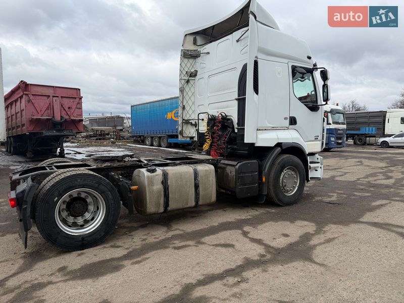 Тягач Renault Premium 2006 в Полтаве