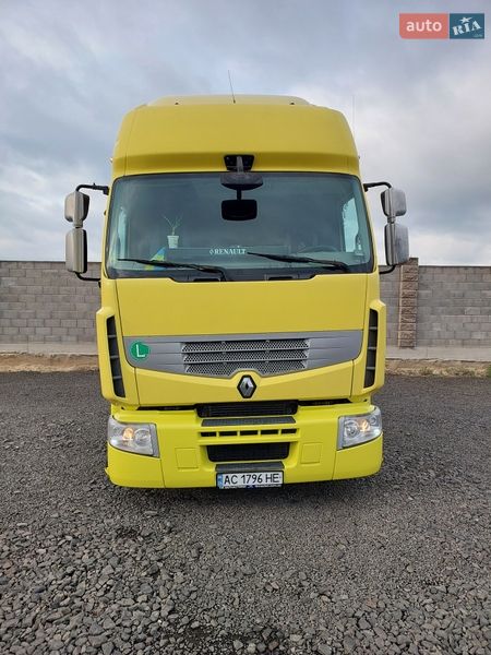 Тягач Renault Premium 2008 в Луцьку