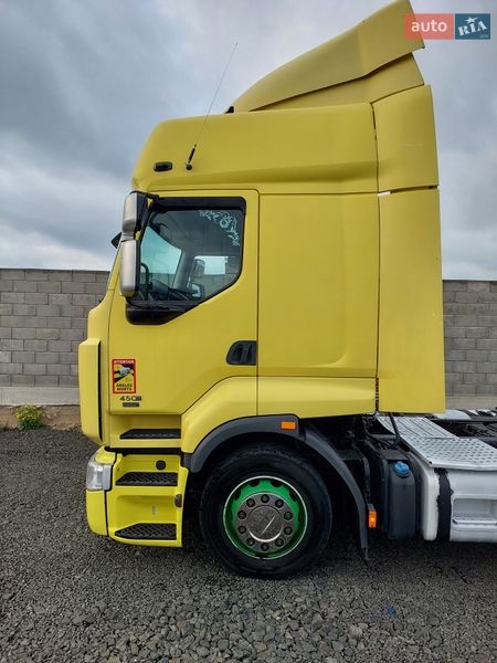 Тягач Renault Premium 2008 в Луцьку