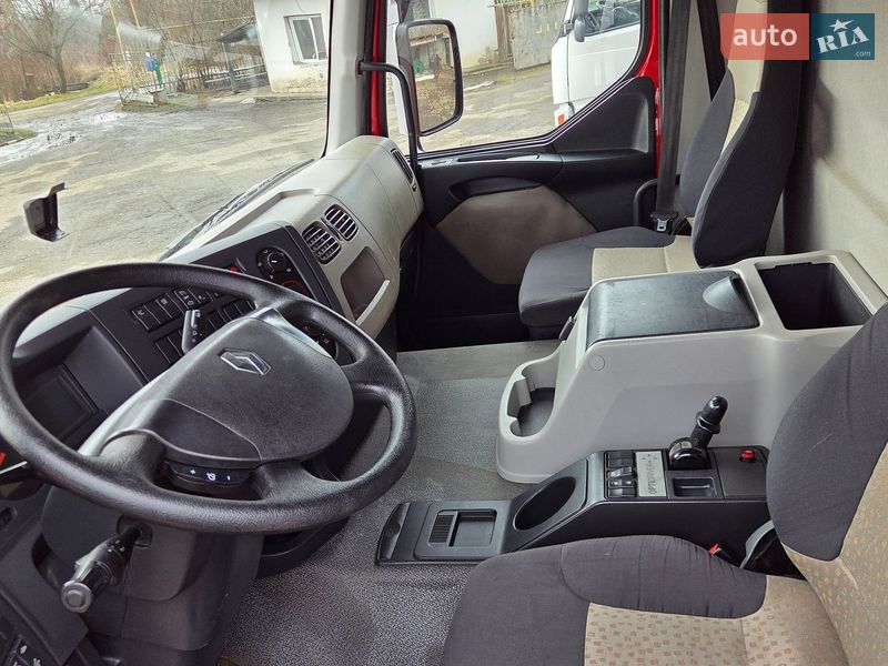 Бензовоз Renault Premium 2011 в Черновцах
