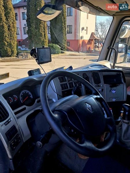 Тягач Renault Premium 2011 в Ровно